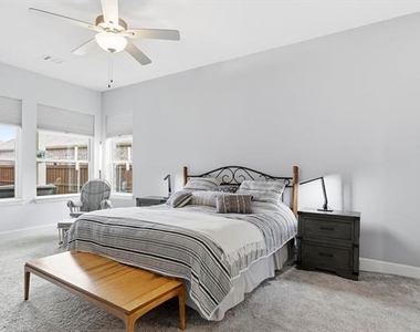 4817 Beaver Creek Drive - Photo Thumbnail 21