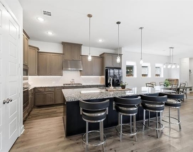 4817 Beaver Creek Drive - Photo Thumbnail 14