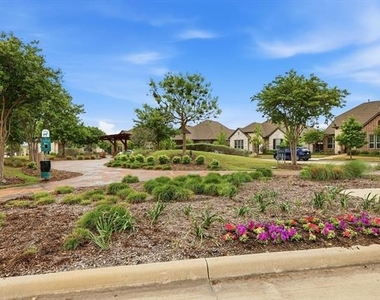 4817 Beaver Creek Drive - Photo Thumbnail 34
