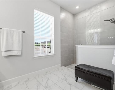 4817 Beaver Creek Drive - Photo Thumbnail 24