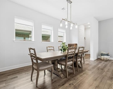 4817 Beaver Creek Drive - Photo Thumbnail 18