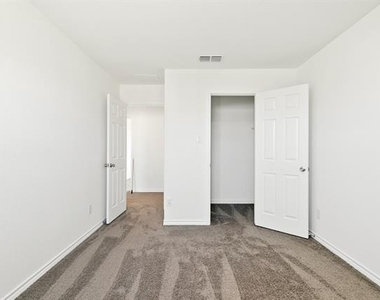 4208 Wood River Trail - Photo Thumbnail 18