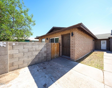 558 S Lesueur -- - Photo Thumbnail 2