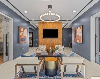 7455 W Camp Wisdom Road - Photo Thumbnail 10