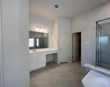 16108 Hidden Cove Drive - Photo Thumbnail 17