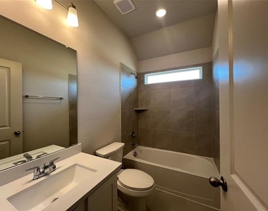 16108 Hidden Cove Drive - Photo Thumbnail 37