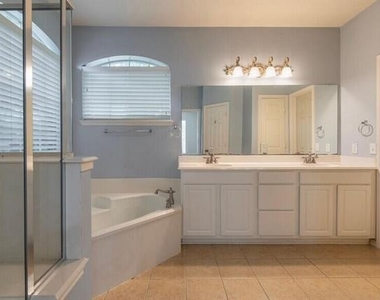 2056 Barret Drive - Photo Thumbnail 13