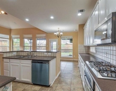 2056 Barret Drive - Photo Thumbnail 5