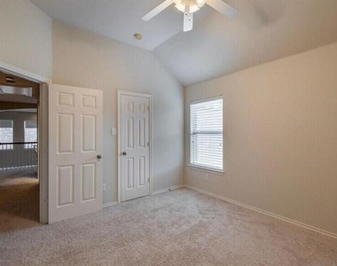2056 Barret Drive - Photo Thumbnail 20