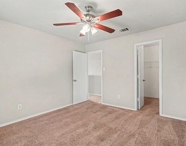 1733 Vineridge Lane - Photo Thumbnail 19