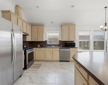 4507 Fox River Trail - Photo Thumbnail 9