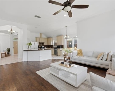 4507 Fox River Trail - Photo Thumbnail 4