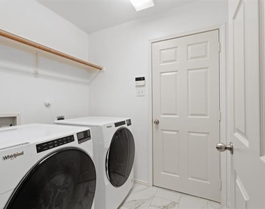 4507 Fox River Trail - Photo Thumbnail 19