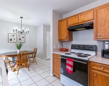 634 E North 16th Street - Photo Thumbnail 7