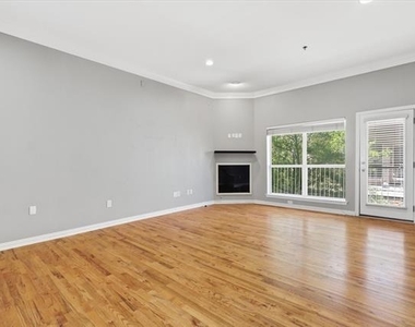 3111 Cedarplaza Lane - Photo Thumbnail 9