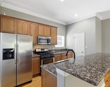 3111 Cedarplaza Lane - Photo Thumbnail 13