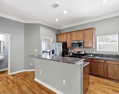 3111 Cedarplaza Lane - Photo Thumbnail 12