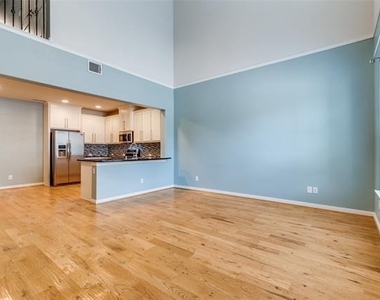 531 Matthew Place - Photo Thumbnail 3