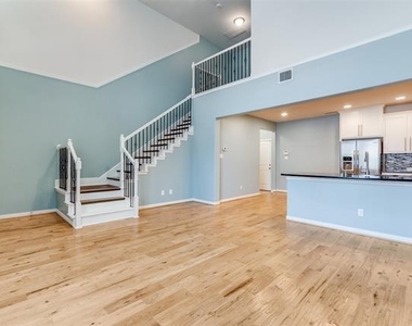 531 Matthew Place - Photo Thumbnail 2