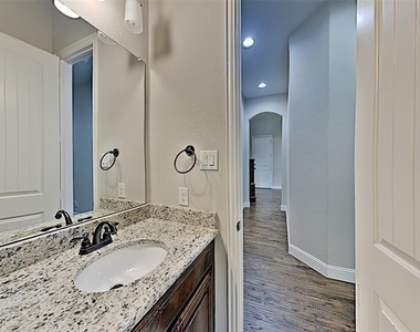 7017 Benjamin Way - Photo Thumbnail 13