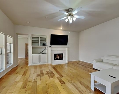 1716 Alpine Drive - Photo Thumbnail 2