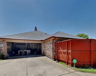 1716 Alpine Drive - Photo Thumbnail 17