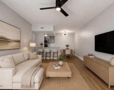 3416 N 44th Street - Photo Thumbnail 2
