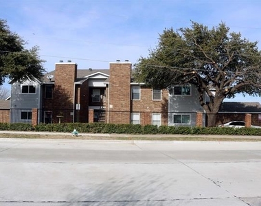 141 Valley View Drive - Photo Thumbnail 1