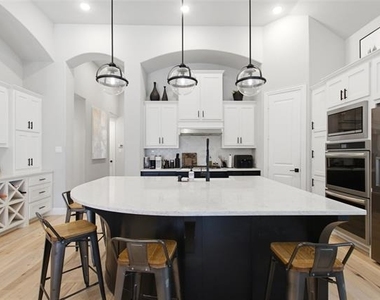 1720 Stonewall Road - Photo Thumbnail 6
