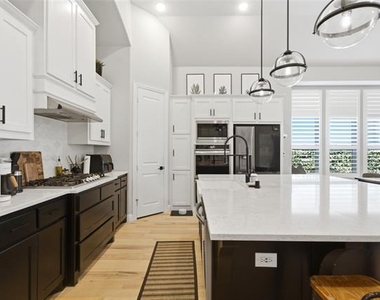 1720 Stonewall Road - Photo Thumbnail 5