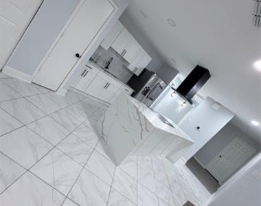 6026 Highcrest Drive - Photo Thumbnail 2