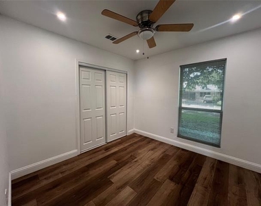 1809 Pilot Way - Photo Thumbnail 9
