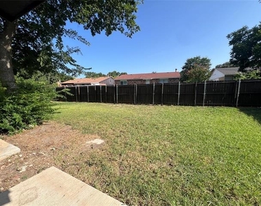 1809 Pilot Way - Photo Thumbnail 14