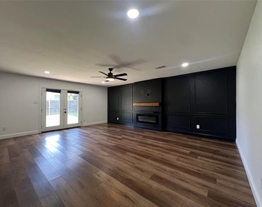 1809 Pilot Way - Photo Thumbnail 1