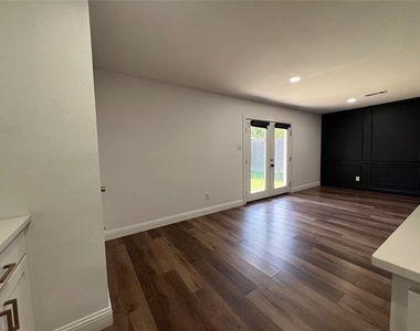 1809 Pilot Way - Photo Thumbnail 6