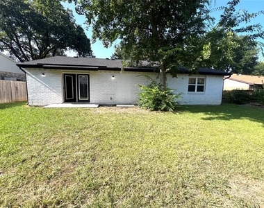 1809 Pilot Way - Photo Thumbnail 16