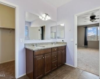 3557 E Odessa Drive - Photo Thumbnail 17
