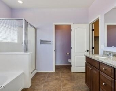 3557 E Odessa Drive - Photo Thumbnail 8