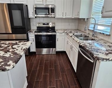 1503 Heather Brook Drive - Photo Thumbnail 3