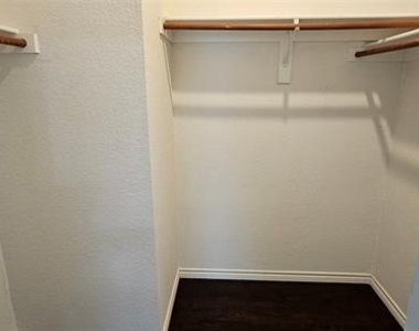 1503 Heather Brook Drive - Photo Thumbnail 9