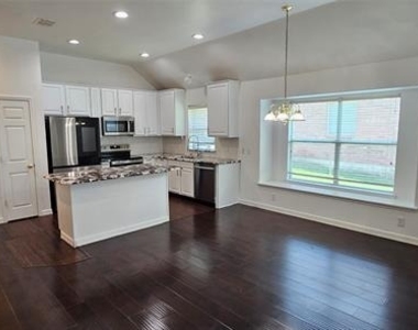 1503 Heather Brook Drive - Photo Thumbnail 6