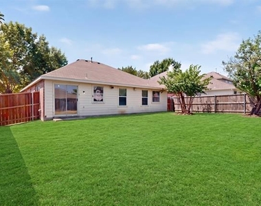 9012 Boone Drive - Photo Thumbnail 31