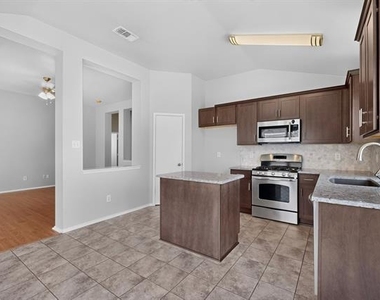 9012 Boone Drive - Photo Thumbnail 8