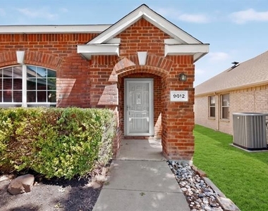 9012 Boone Drive - Photo Thumbnail 3