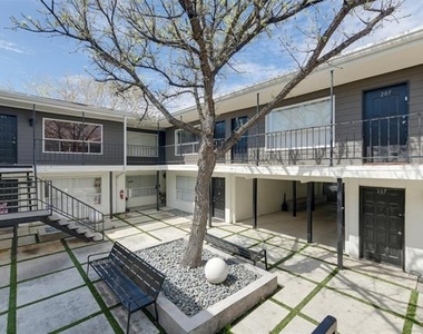 2808 Throckmorton Street - Photo Thumbnail 1