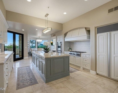 10638 E Yearling Drive - Photo Thumbnail 14