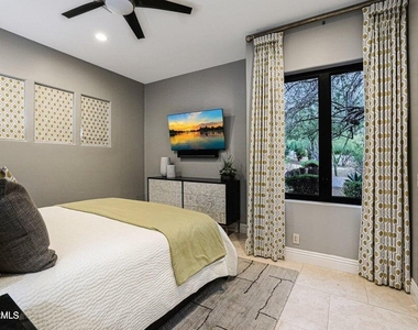 10638 E Yearling Drive - Photo Thumbnail 31