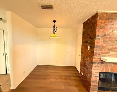 18240 Midway Road - Photo Thumbnail 4