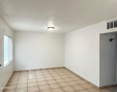 2033 W Madison -- - Photo Thumbnail 2
