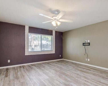 8303 E Thomas Road - Photo Thumbnail 8